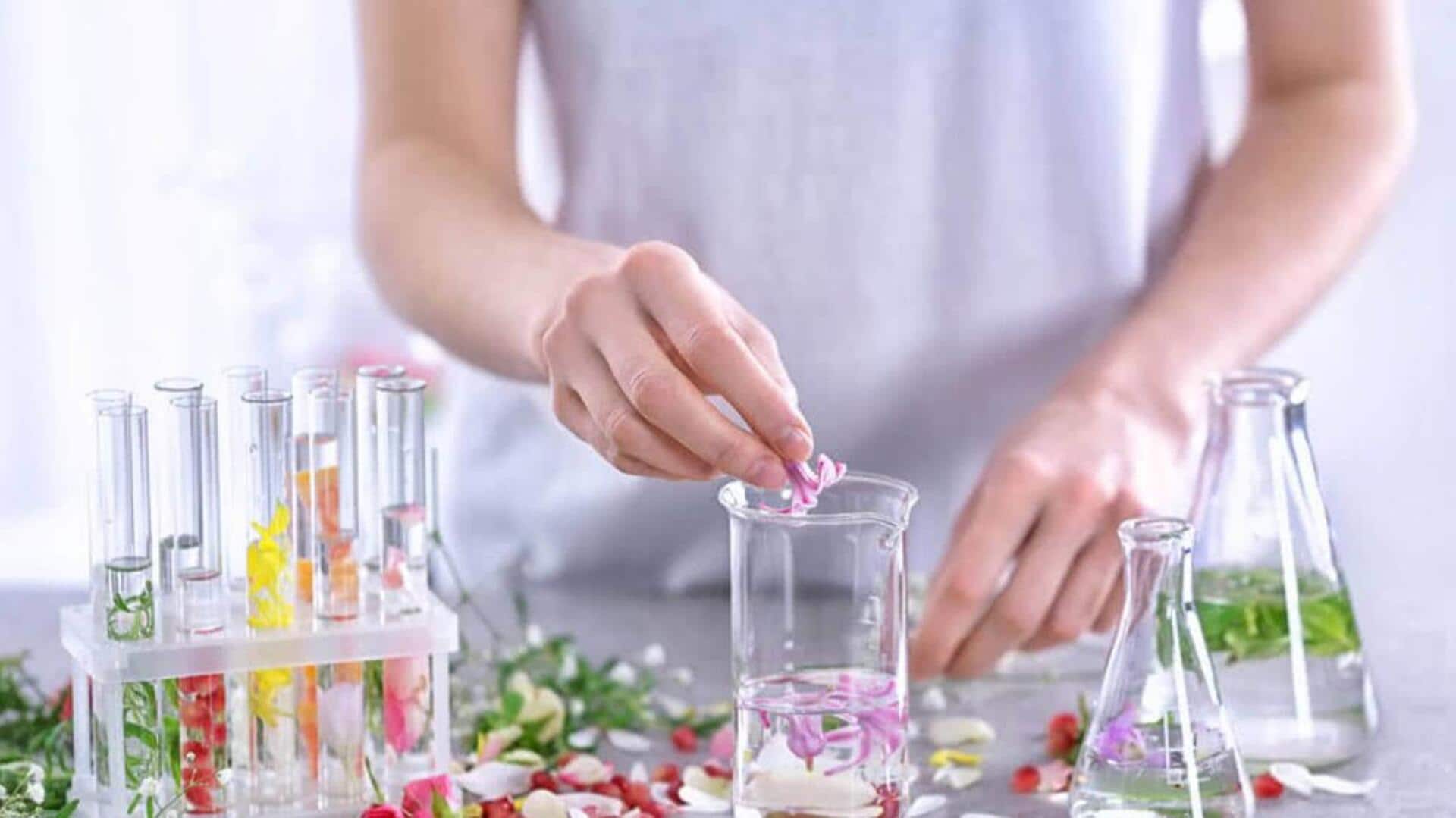 How to make natural perfumes at home