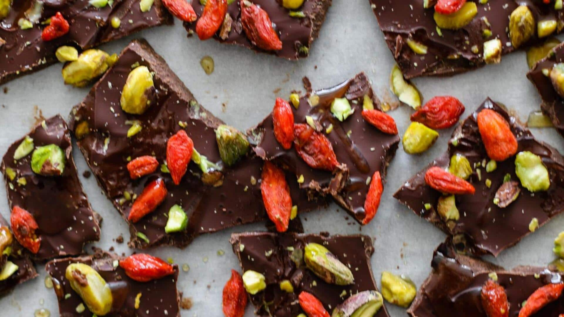 Combining goji berries and dark chocolate: 5 decadent snacks