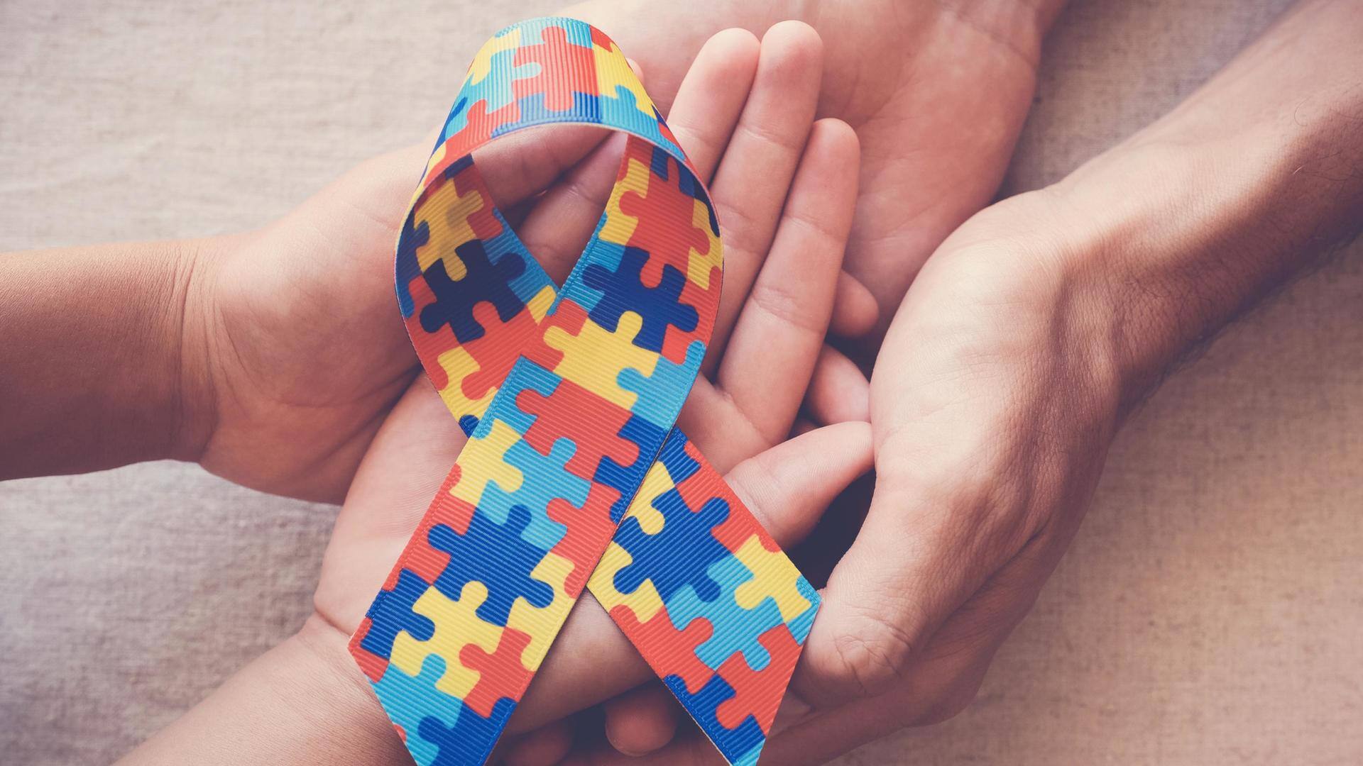 #WorldAutismAwarenessDay: Psychologist reveals how to behave with people with autism