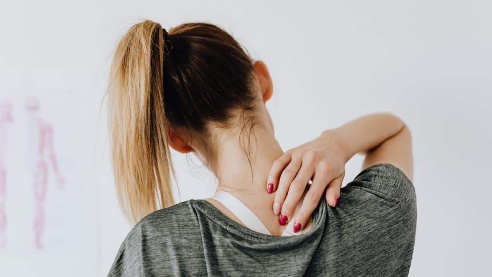 Try these natural home remedies for neck pain