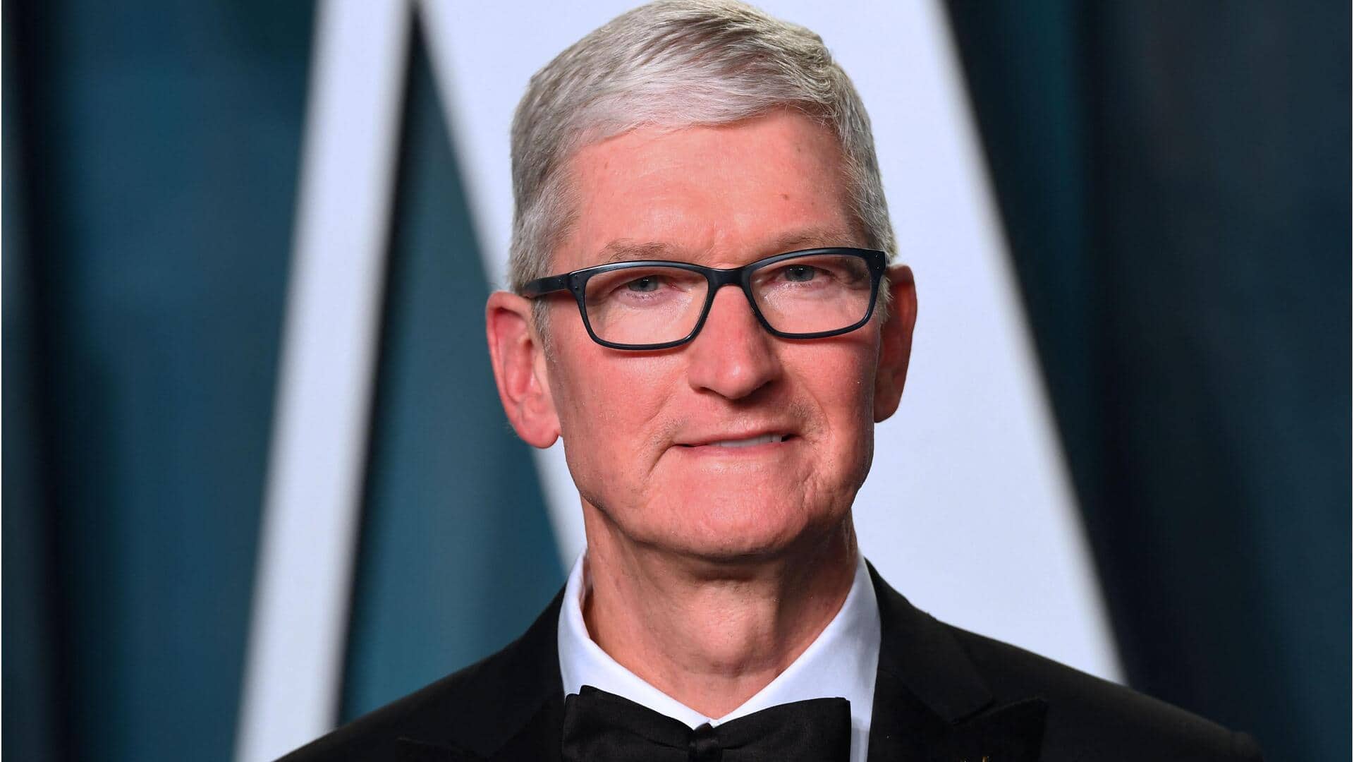 Tim Cook invited to join Trump on China trip 