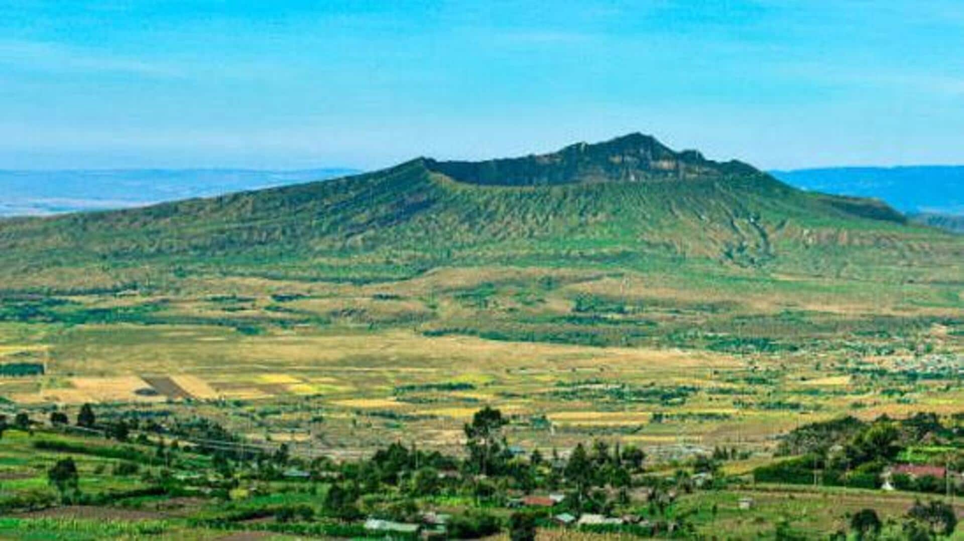 Mount Longonot: A hiking destination in Kenya 