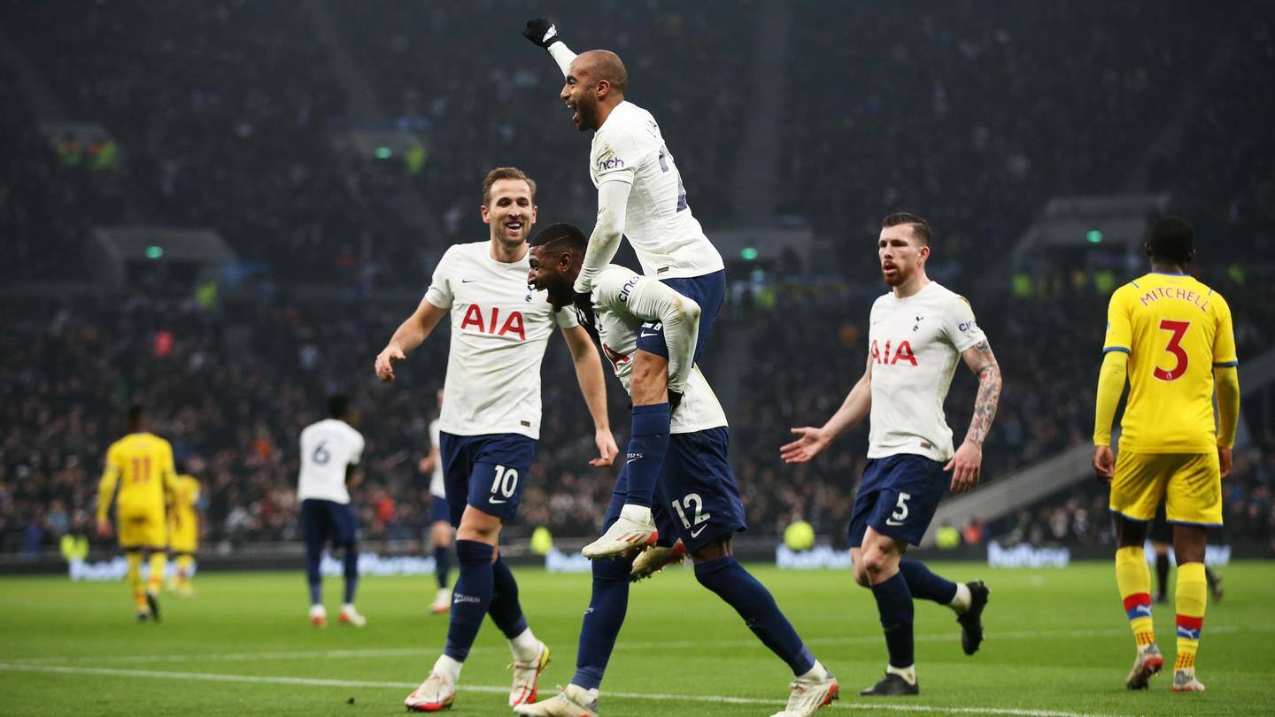 Massive wins for Arsenal and Spurs Massive wins for Arsenal and Spurs