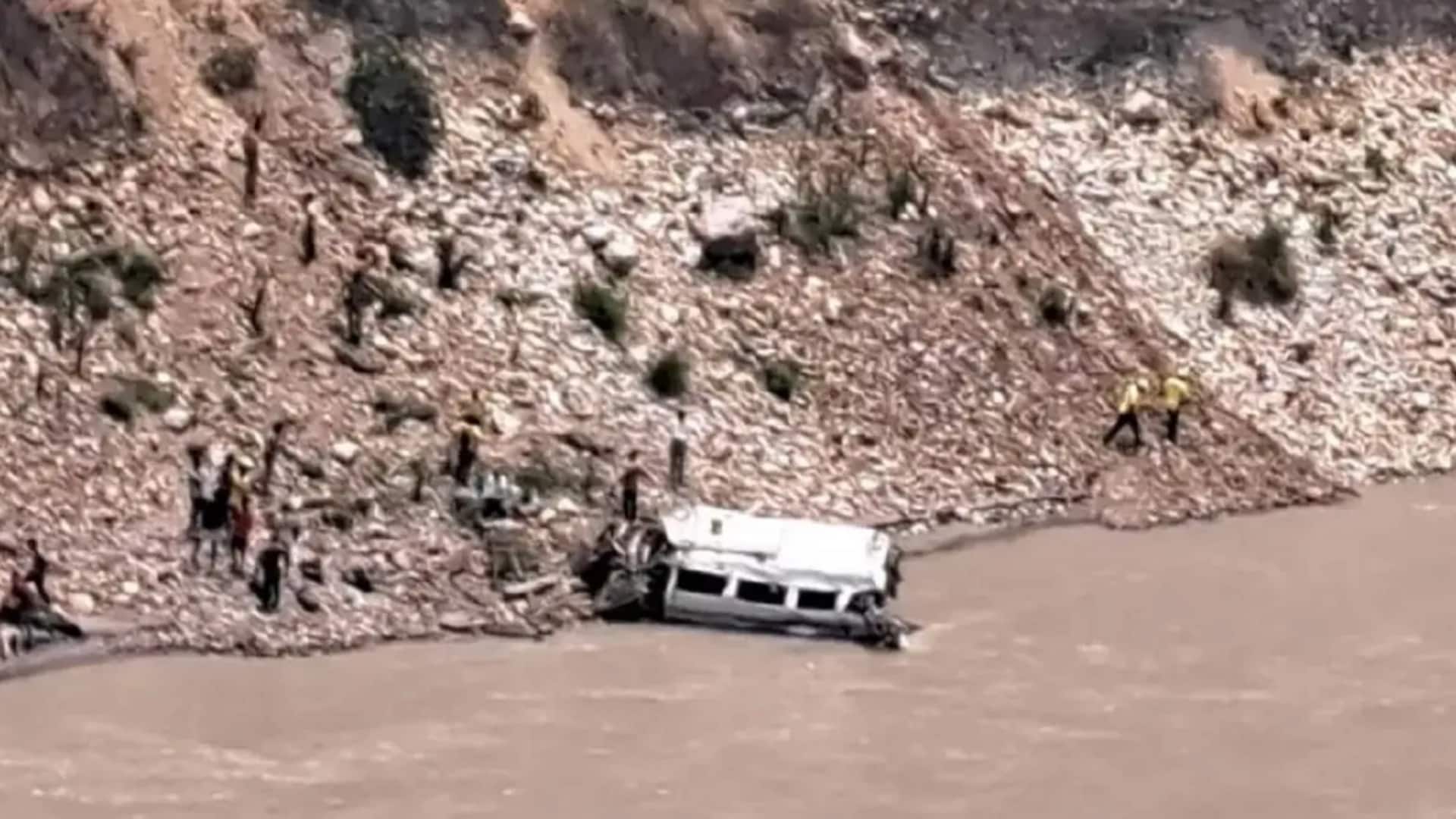 Uttarakhand: 10 dead, 15 injured as vehicle plunges into gorge