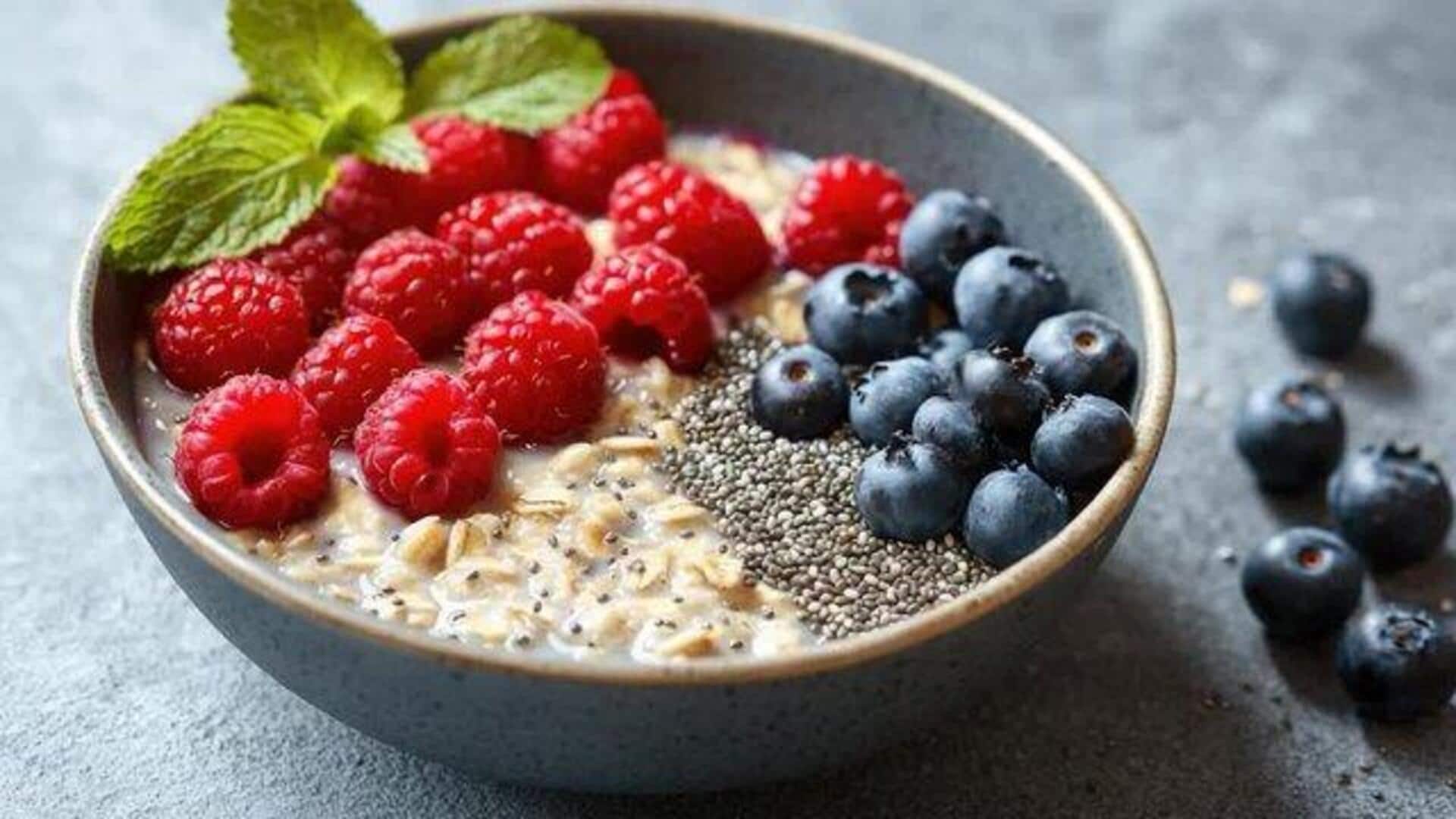 Want glowing skin? Start your day with berry oats 