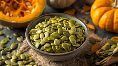 How to add pumpkin seeds to your breakfast