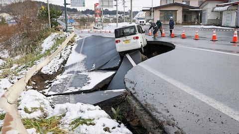 7.4-magnitude quake hits northern Japan; tsunami warning issued
