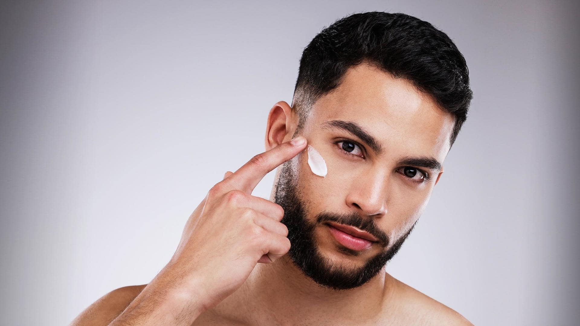 Men, beat the heat with these summer skincare tips