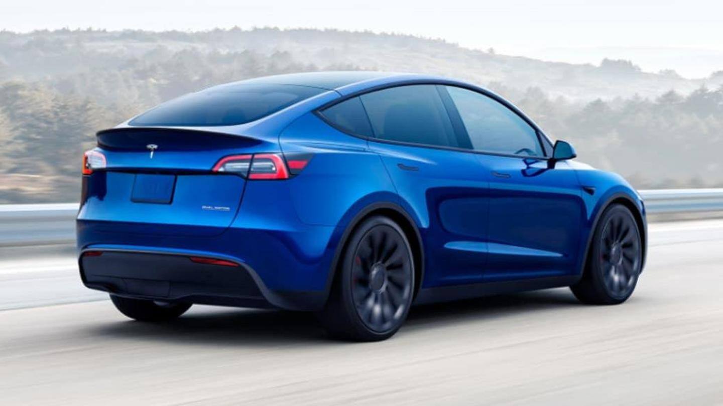 The car flaunts LED headlights and bumper-mounted vents The car flaunts LED headlights and bumper-mounted vents