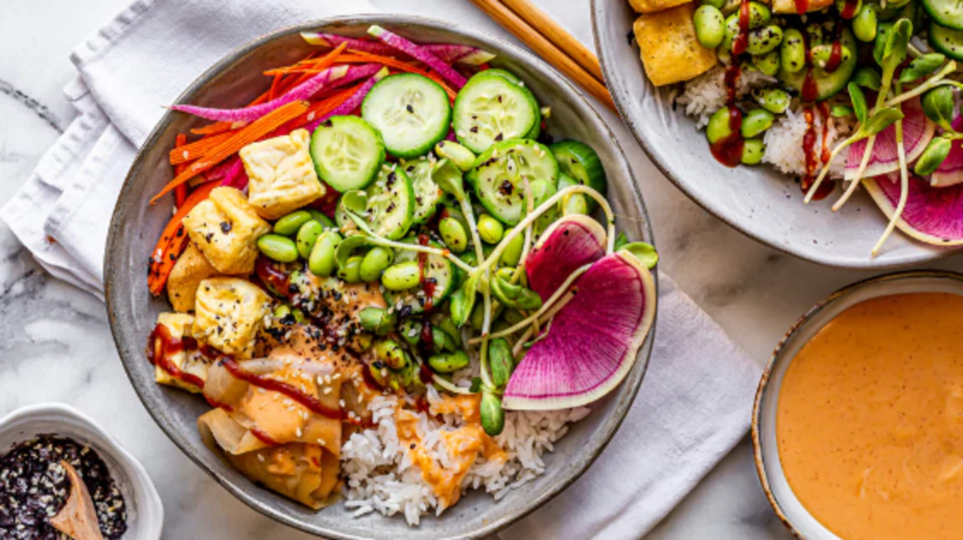 Hawaiian vegan poke bowl: A simple guide