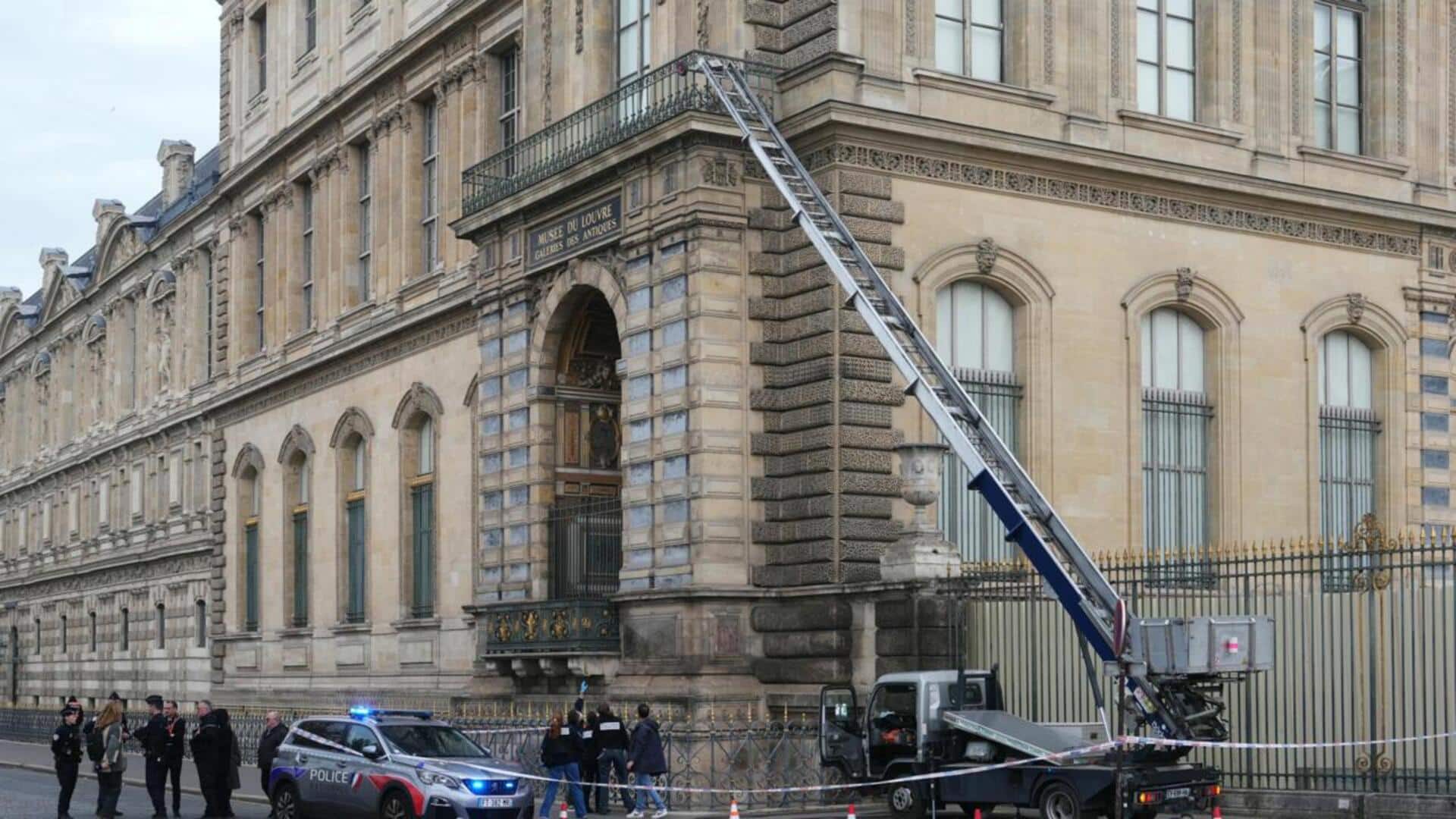 German firm launches cheeky ad for lift after Louvre heist German firm launches cheeky ad for lift after Louvre heist