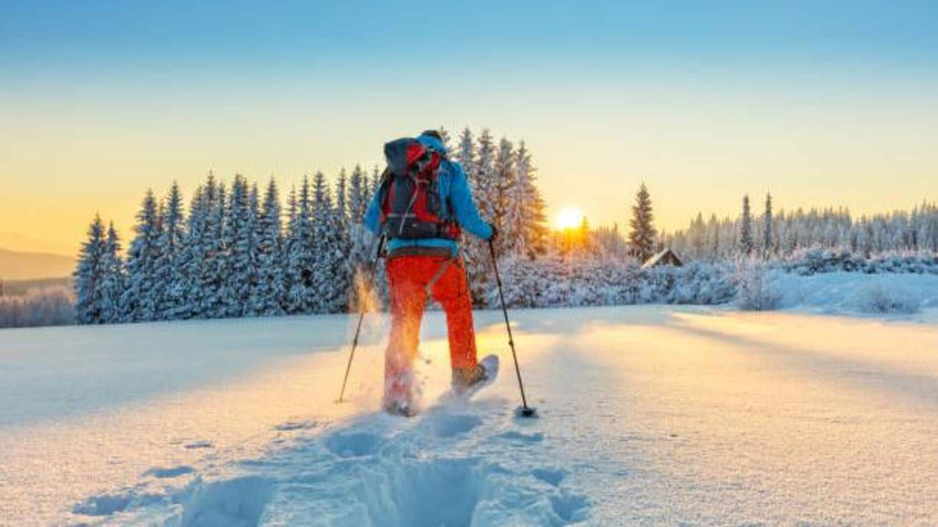 5 ways to improve mood with snowshoeing