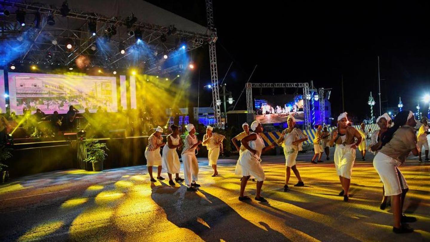 Barbadians celebrates end of colonialism Barbadians celebrates end of colonialism