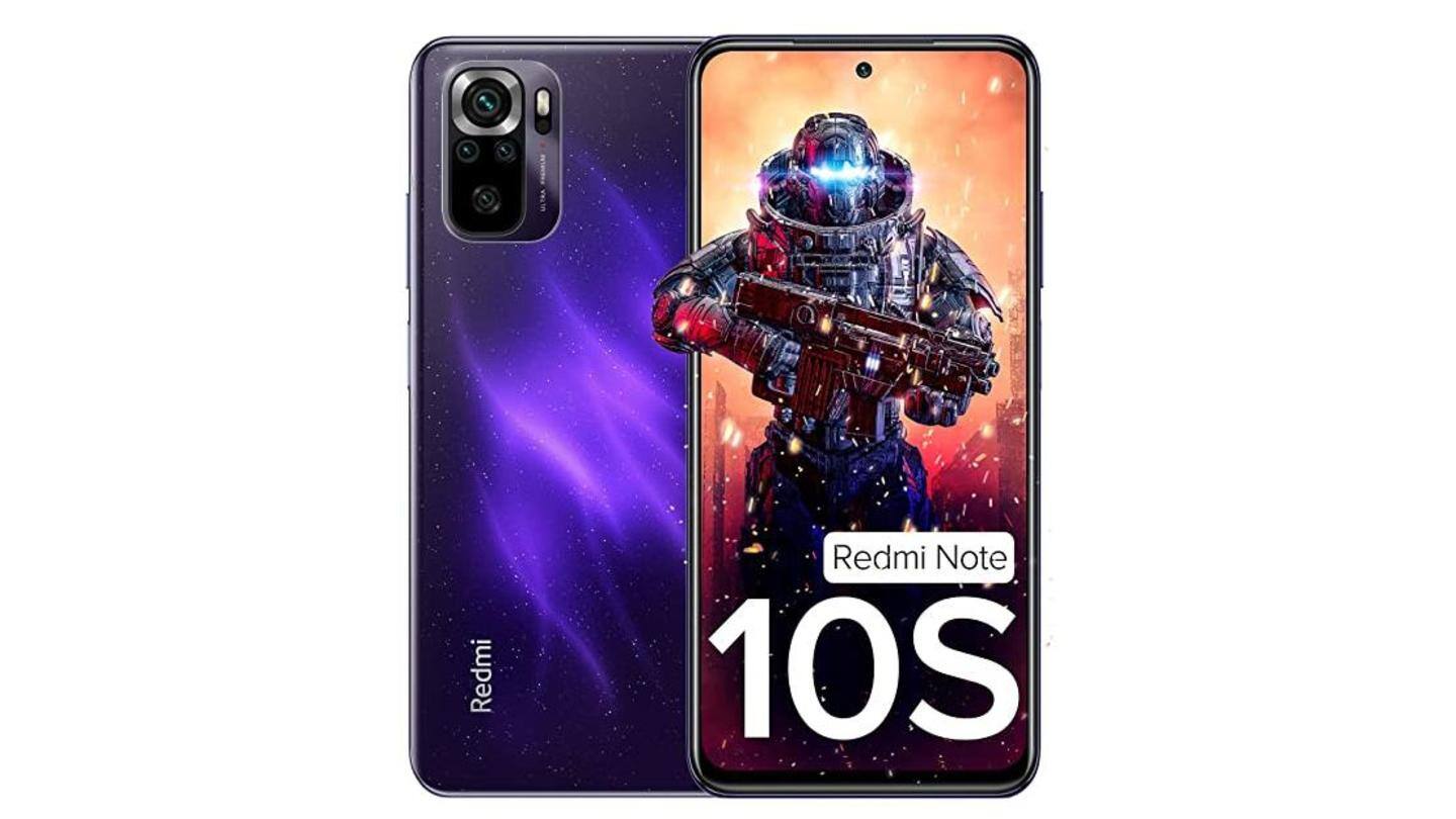 The phone has a Super AMOLED display The phone has a Super AMOLED display