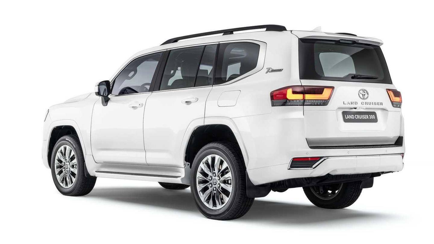 2022 Toyota Land Cruiser SUV, with two engine choices, revealed | NewsBytes