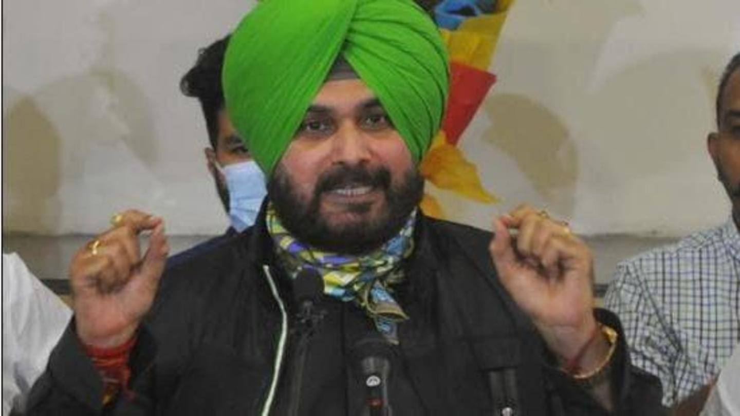 Sidhu termed Priyanka Gandhi's detention 'unlawful' Sidhu termed Priyanka Gandhi's detention 'unlawful'