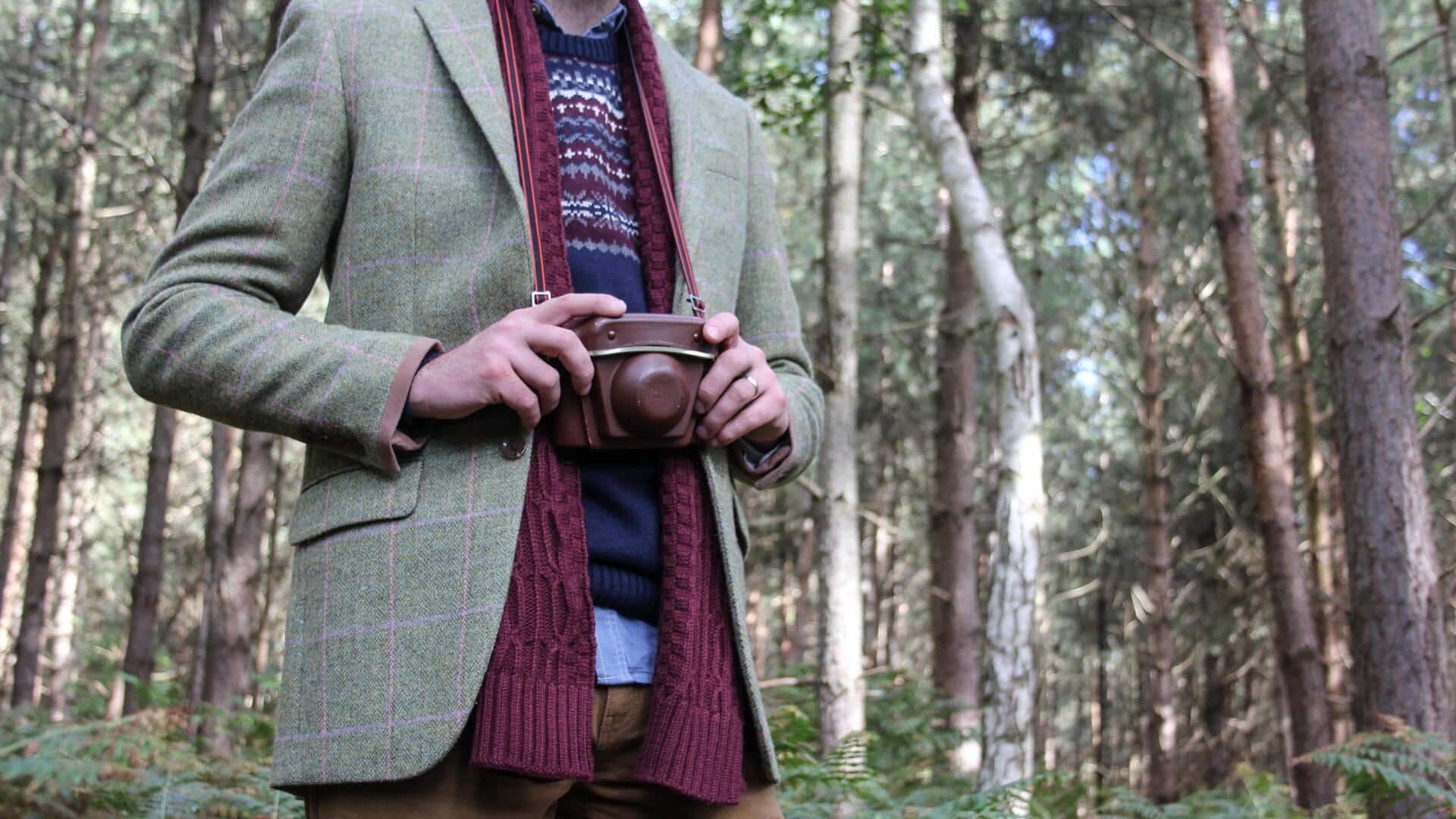 Tweed blazer pairing techniques for spending autumn in style