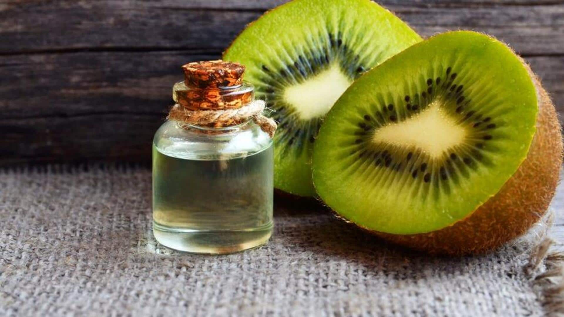 Refreshing glow with kiwi seed oil spark