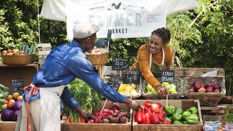 How to haggle at farmers' markets 