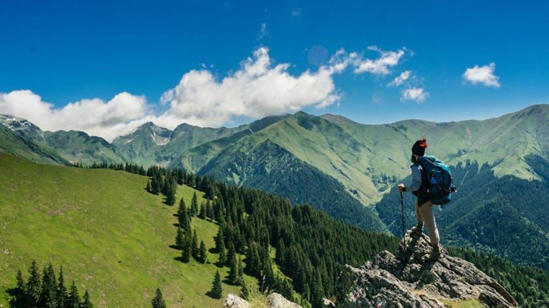 How to hike mountain trails safely How to hike mountain trails safely
