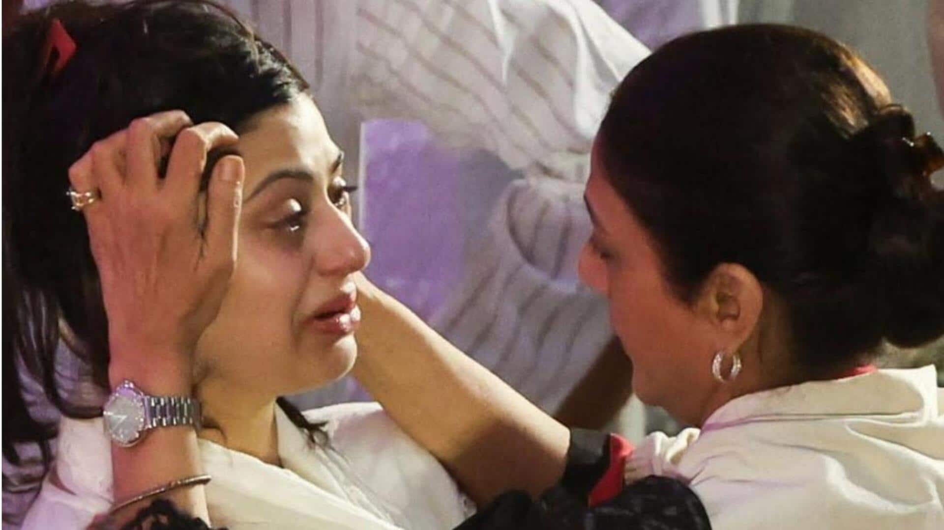 Tabu gets emotional as she pays tribute to Asha Bhosle