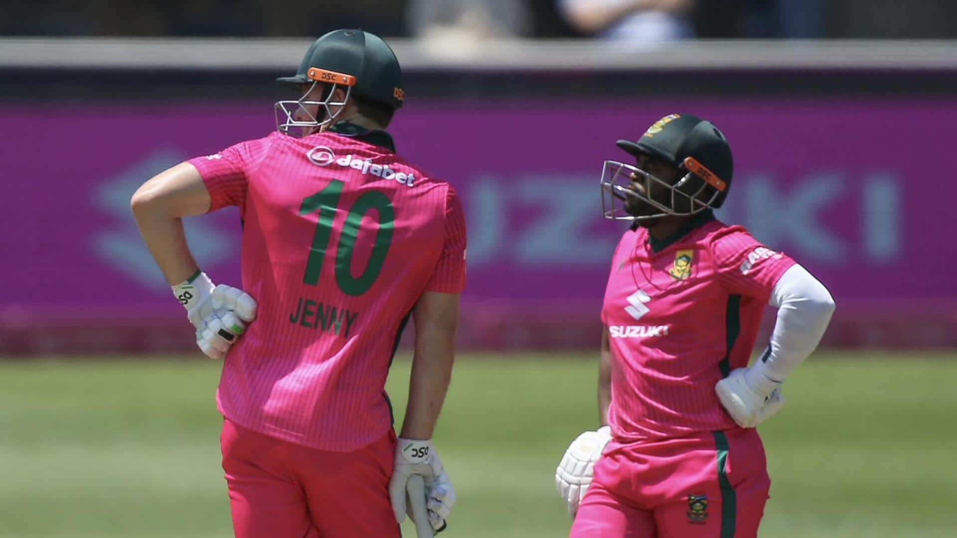 South Africa beat Australia in high-scoring 2nd ODI, seal series