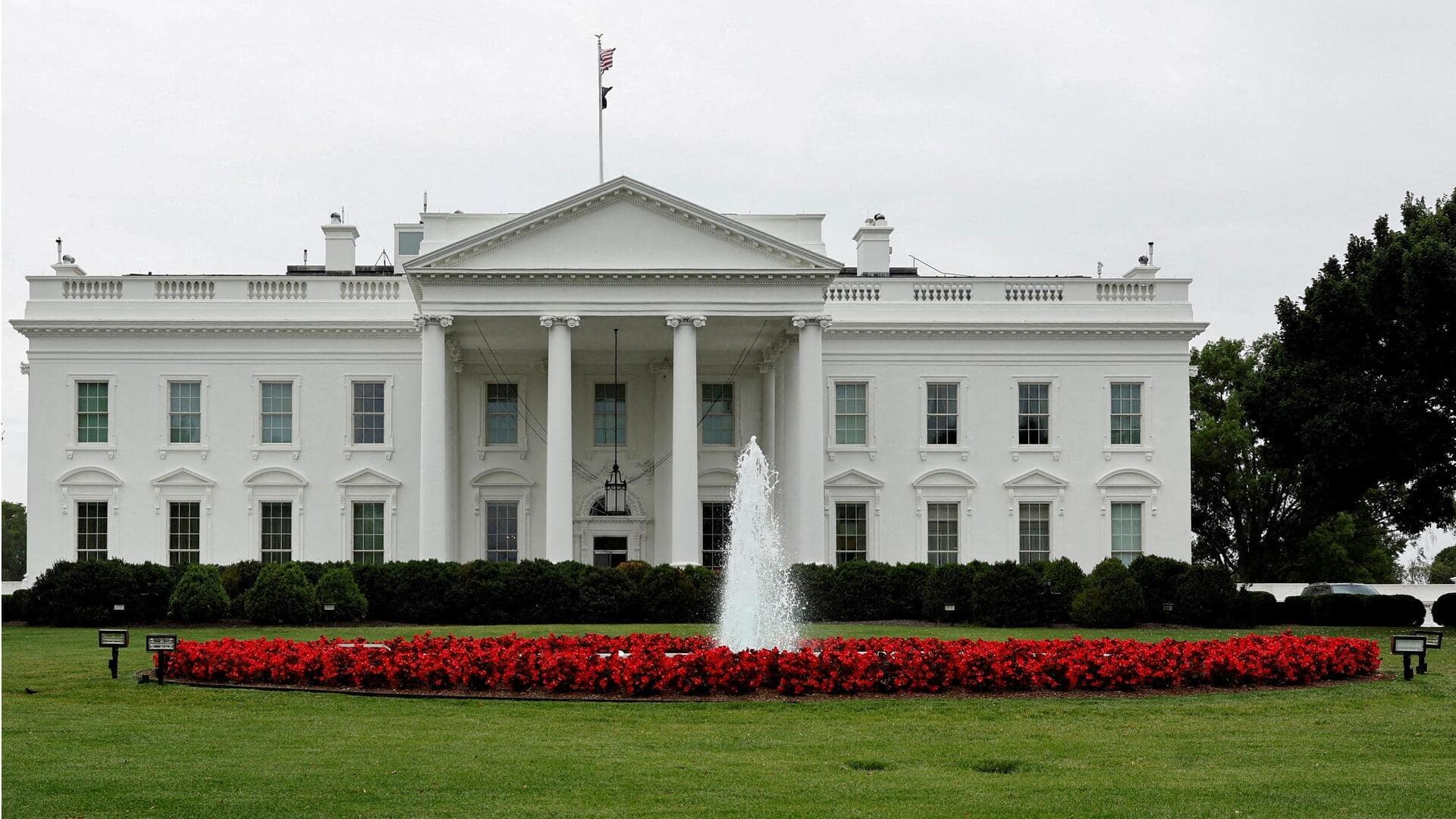 Donald Trump can continue construction of White House ballroom