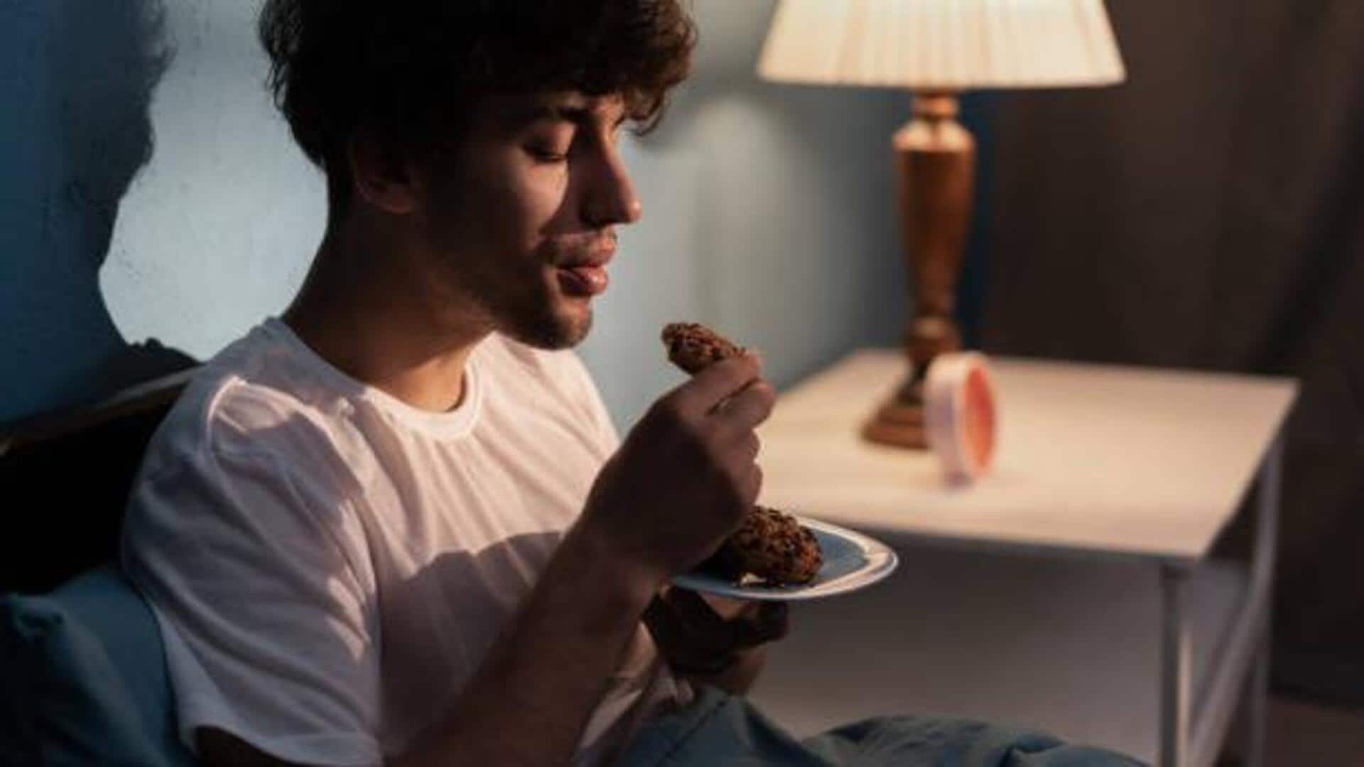 Eating late at night: Myth v/s facts Eating late at night: Myth v/s facts