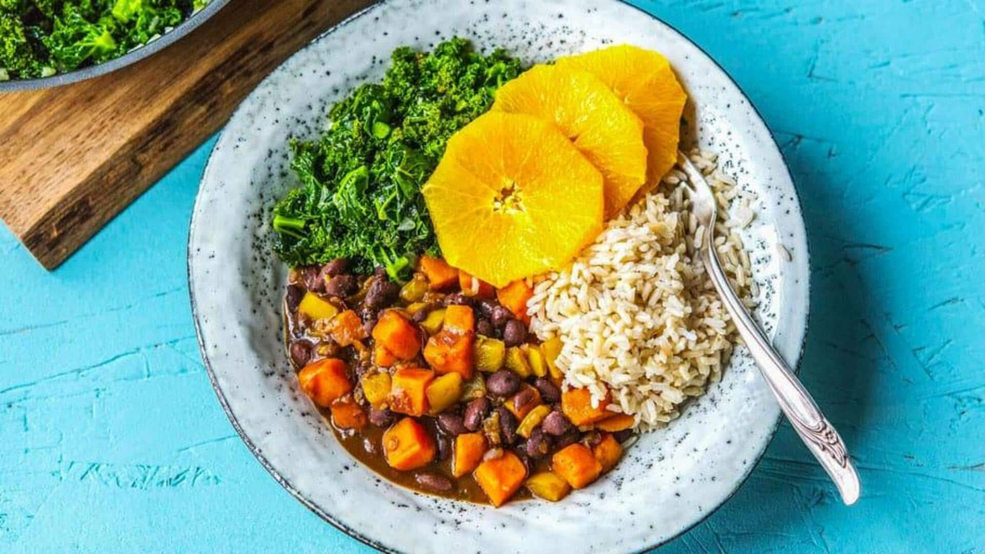 Check out this Brazilian vegetarian feijoada with seitan recipe