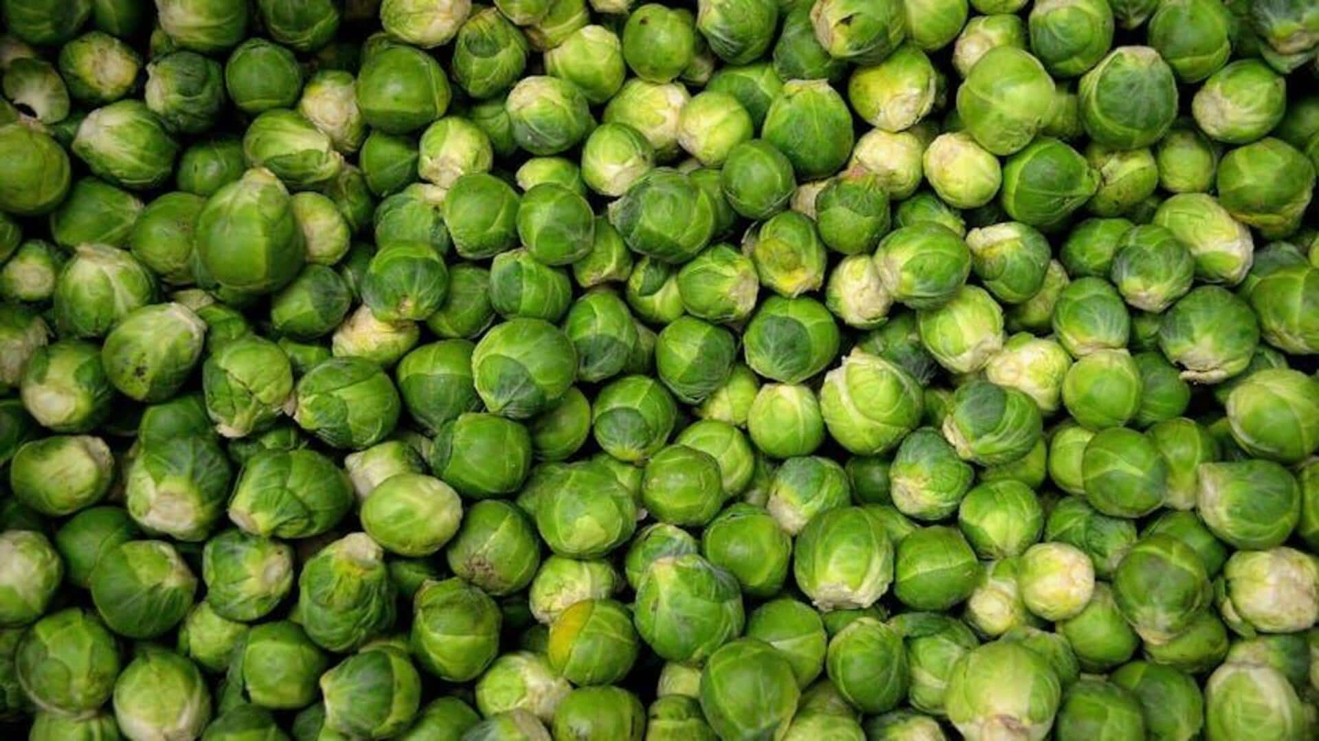 Brussels sprouts v/s kale: Comparing their nutrition Brussels sprouts v/s kale: Comparing their nutrition
