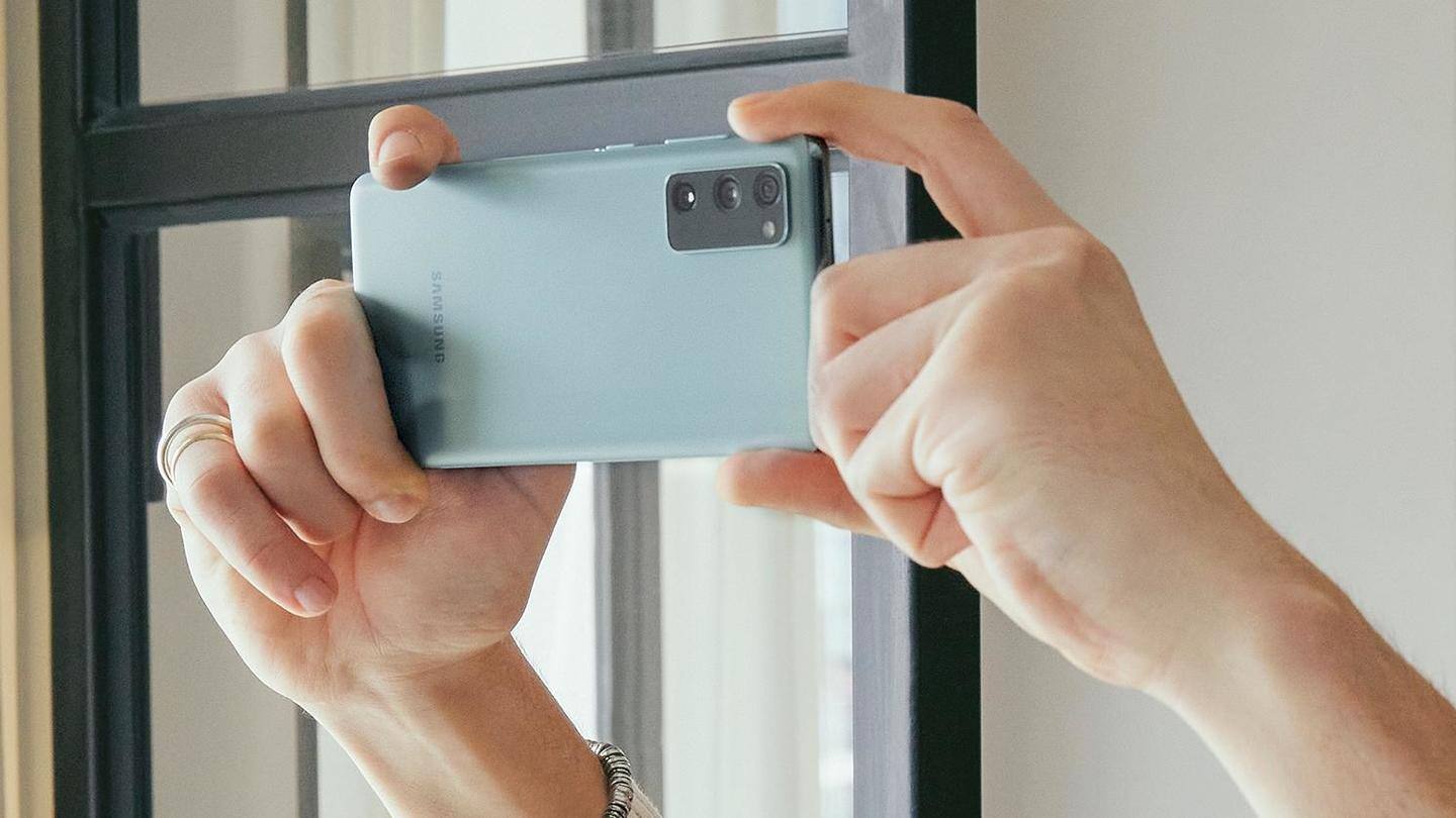 The S20 FE offers a 12MP triple rear camera unit The S20 FE offers a 12MP triple rear camera unit