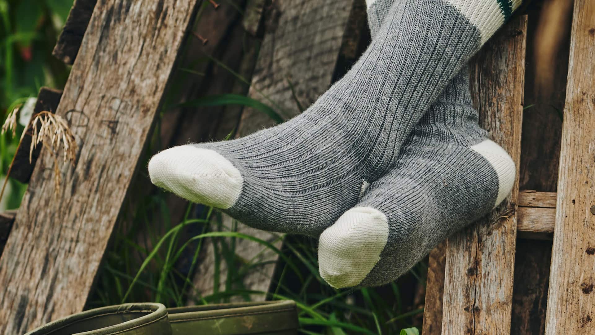 Don't toss your old wool socks; do this instead