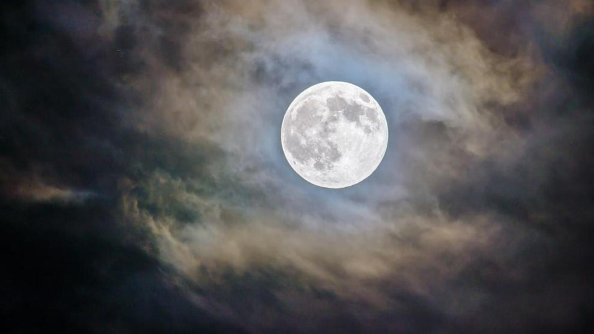 Full 'Beaver Moon' rises on November 27: How to watch