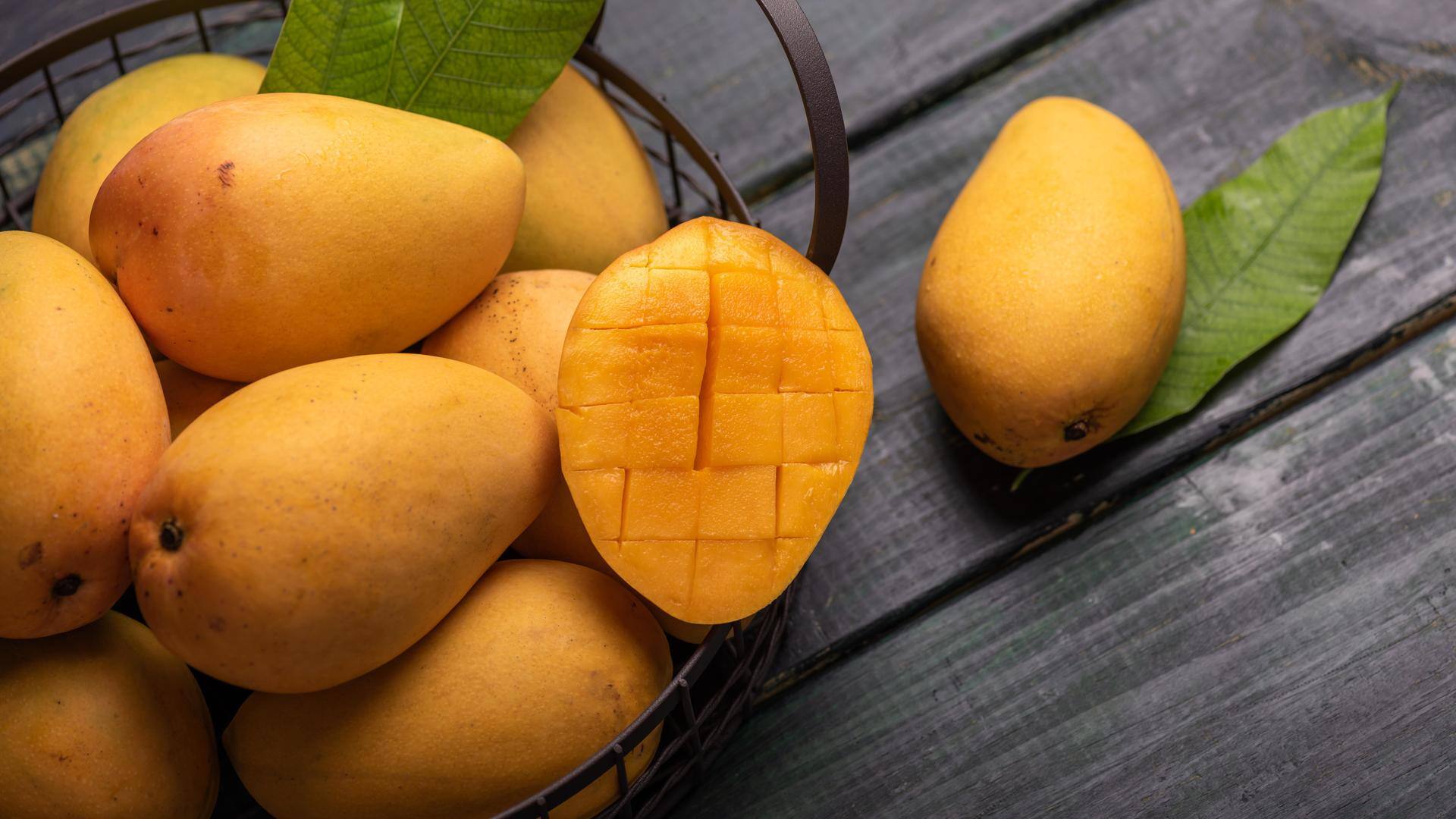 Why your favorite mangoes will be delayed this year