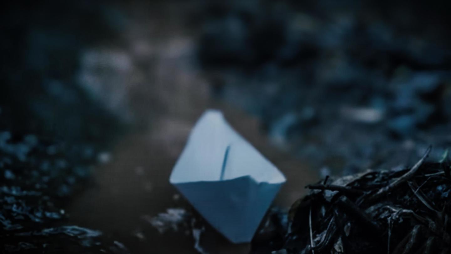 Initial scenes establish rainy backdrop of the video Initial scenes establish rainy backdrop of the video