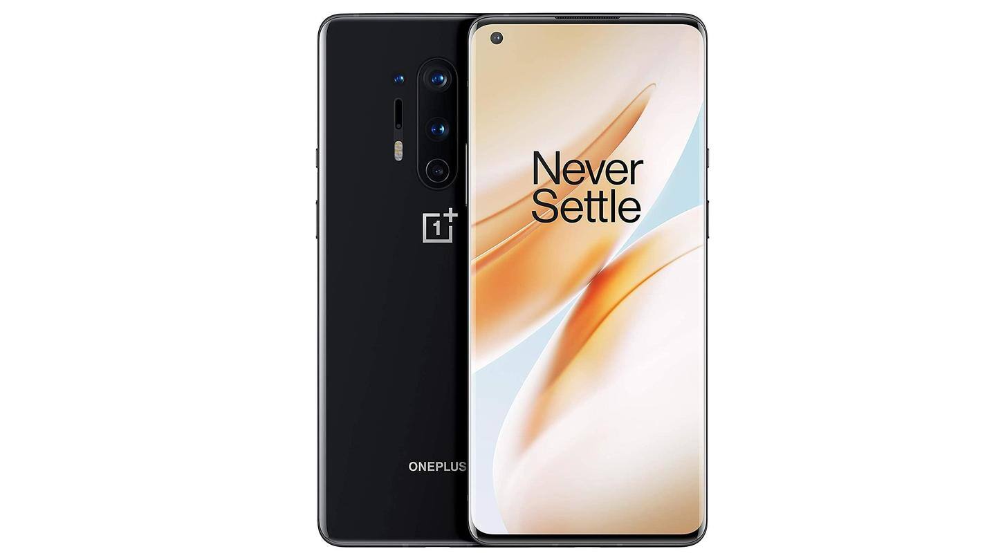 OnePlus 8 Pro has a 120Hz AMOLED display OnePlus 8 Pro has a 120Hz AMOLED display