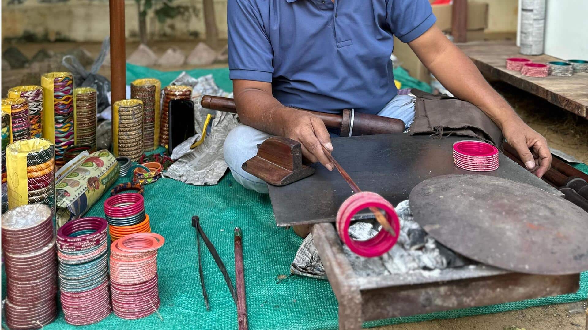 How India's colorful lac bangles come to life