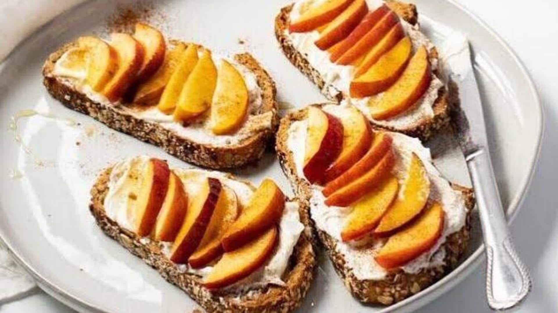 Quick fix: Peach and cream cheese toast