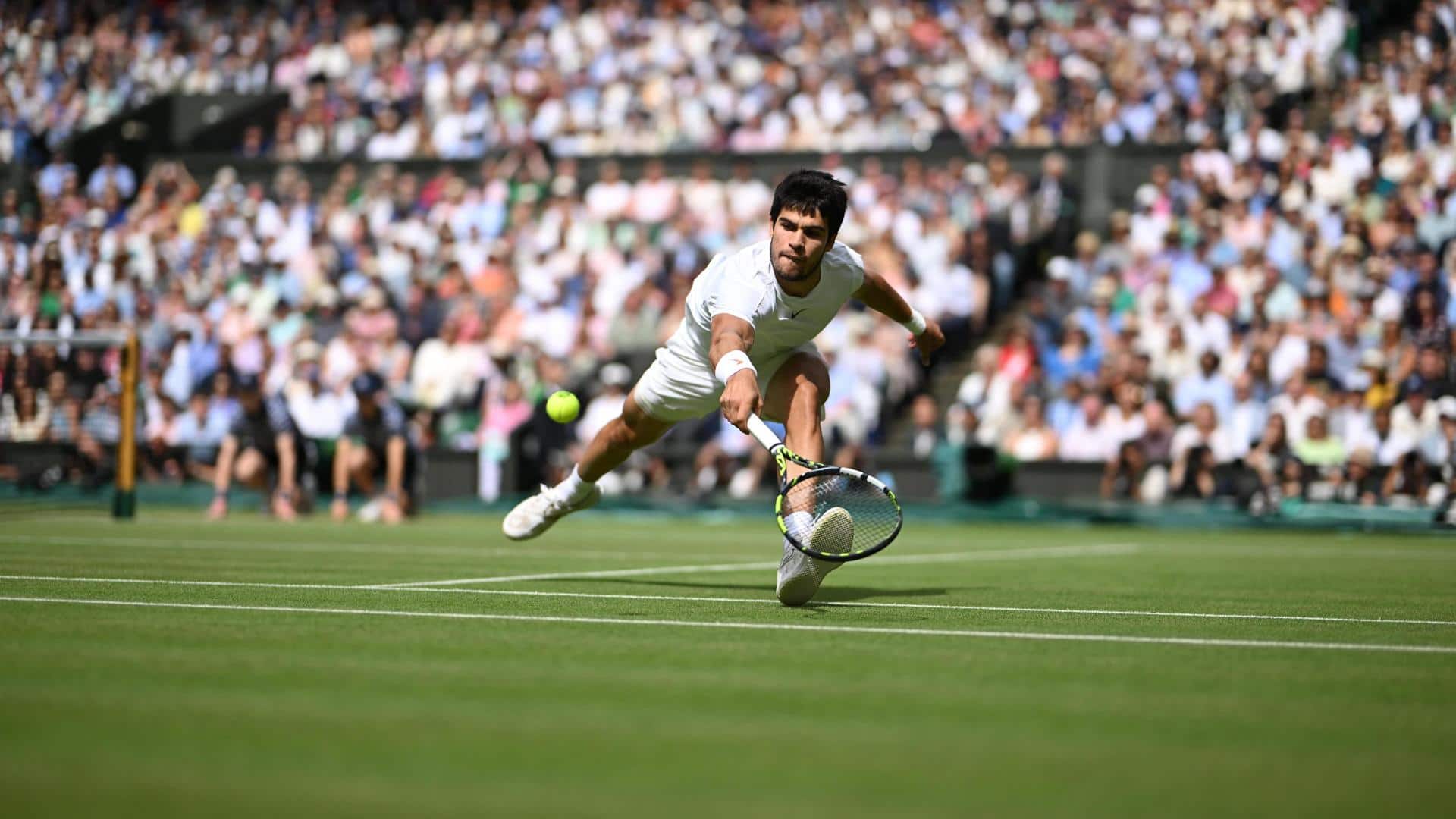 Carlos Alcaraz stuns Novak Djokovic, wins the 2023 Wimbledon: Stats