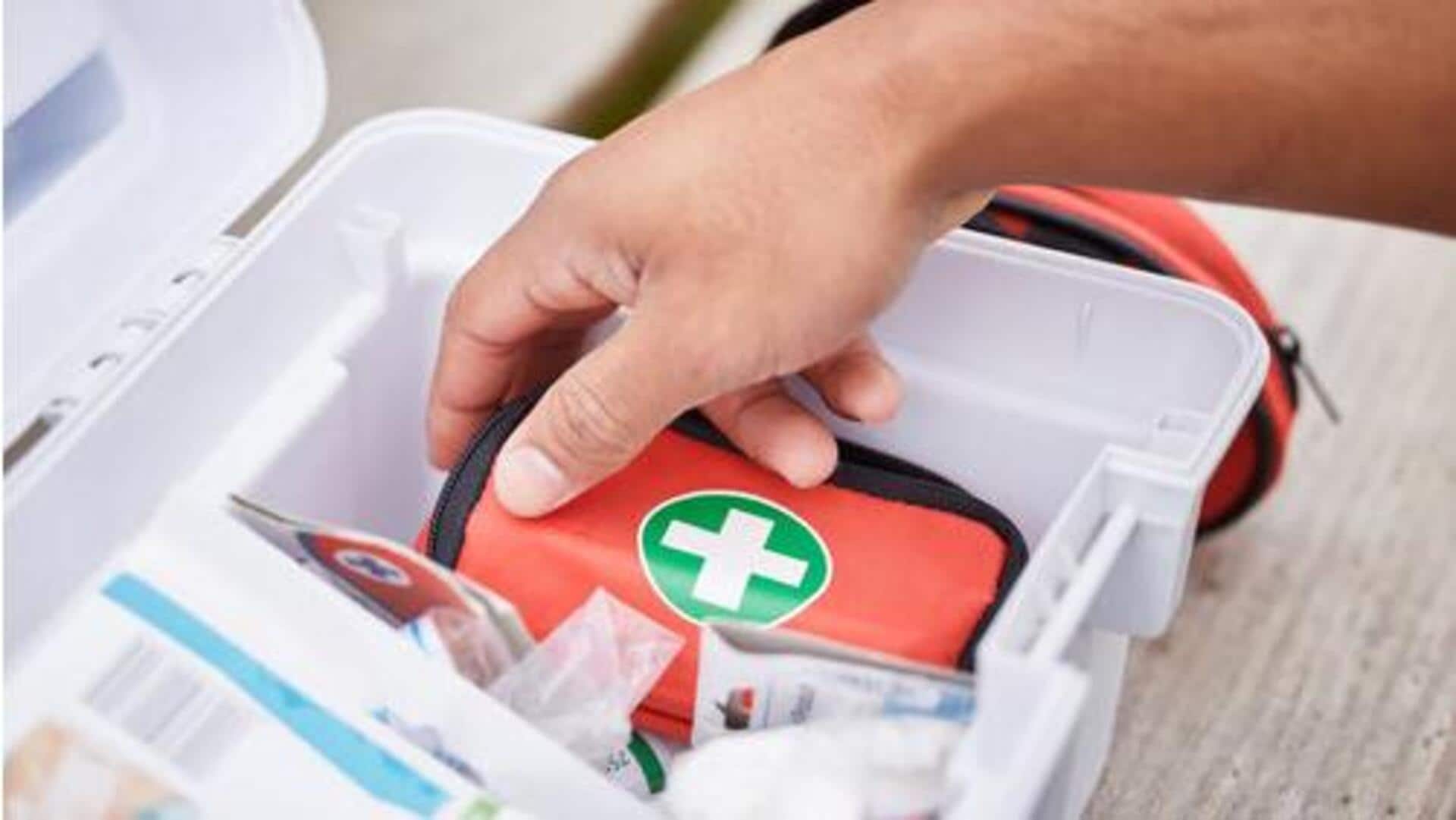 How to organize your home medical kit