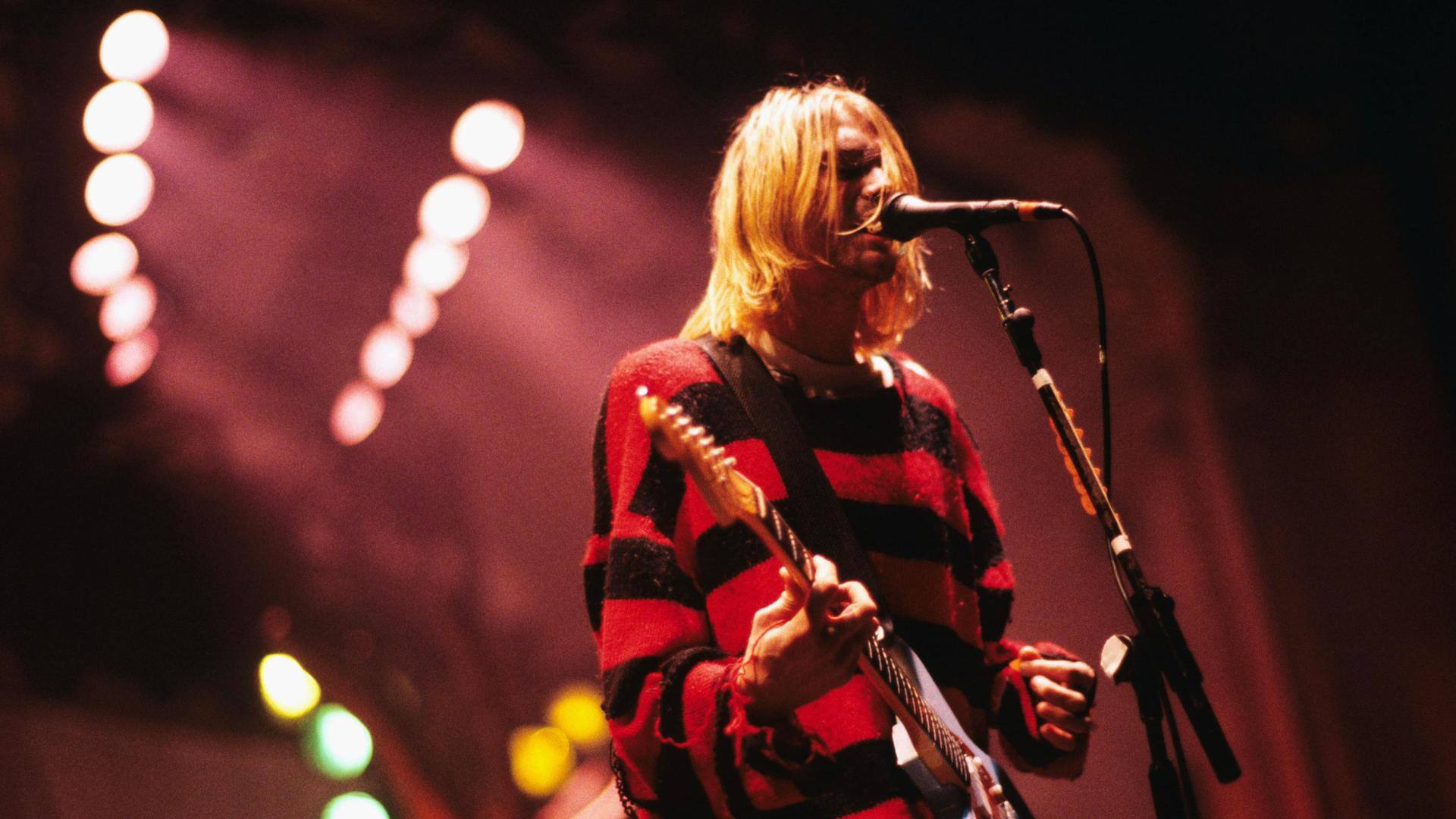 Nirvana Kurt Cobain's smashed guitar sold for nearly Rs. 5cr!