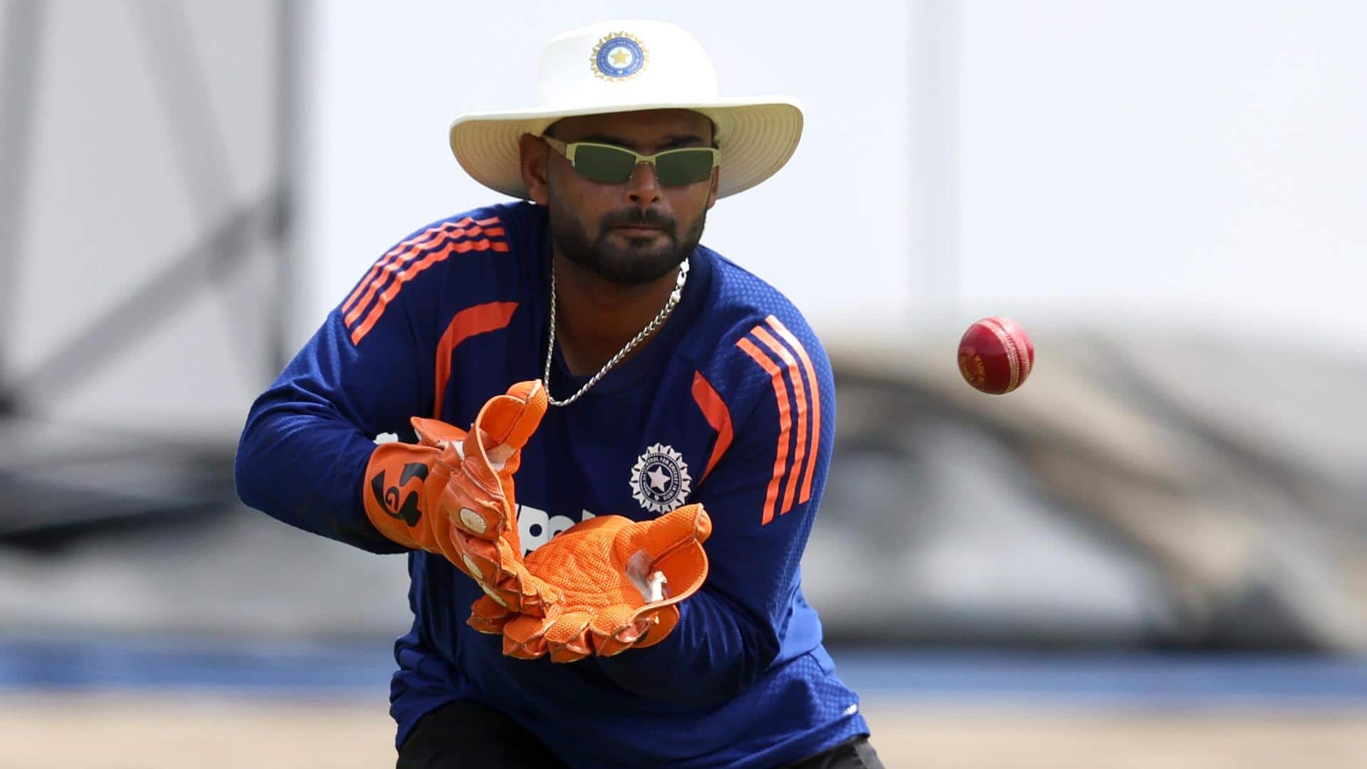 Rishabh Pant retires hurt in 2nd Test versus Sri Lanka