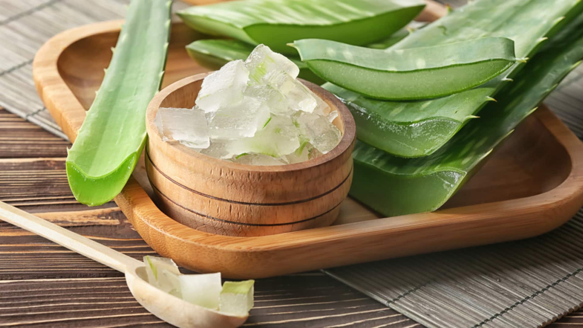 Dry skin? Try using aloe vera in these ways