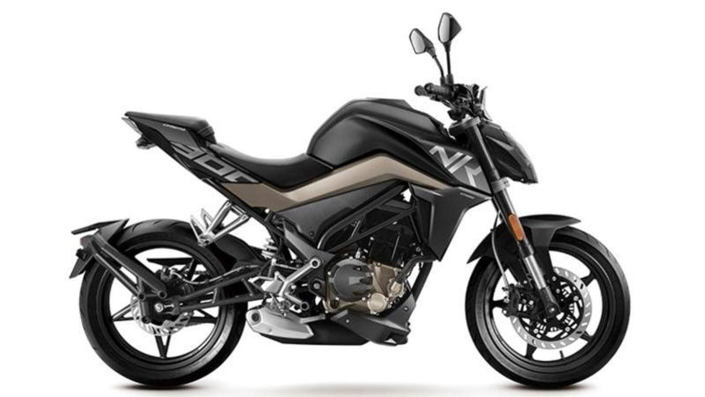 It has retractable type front forks It has retractable type front forks