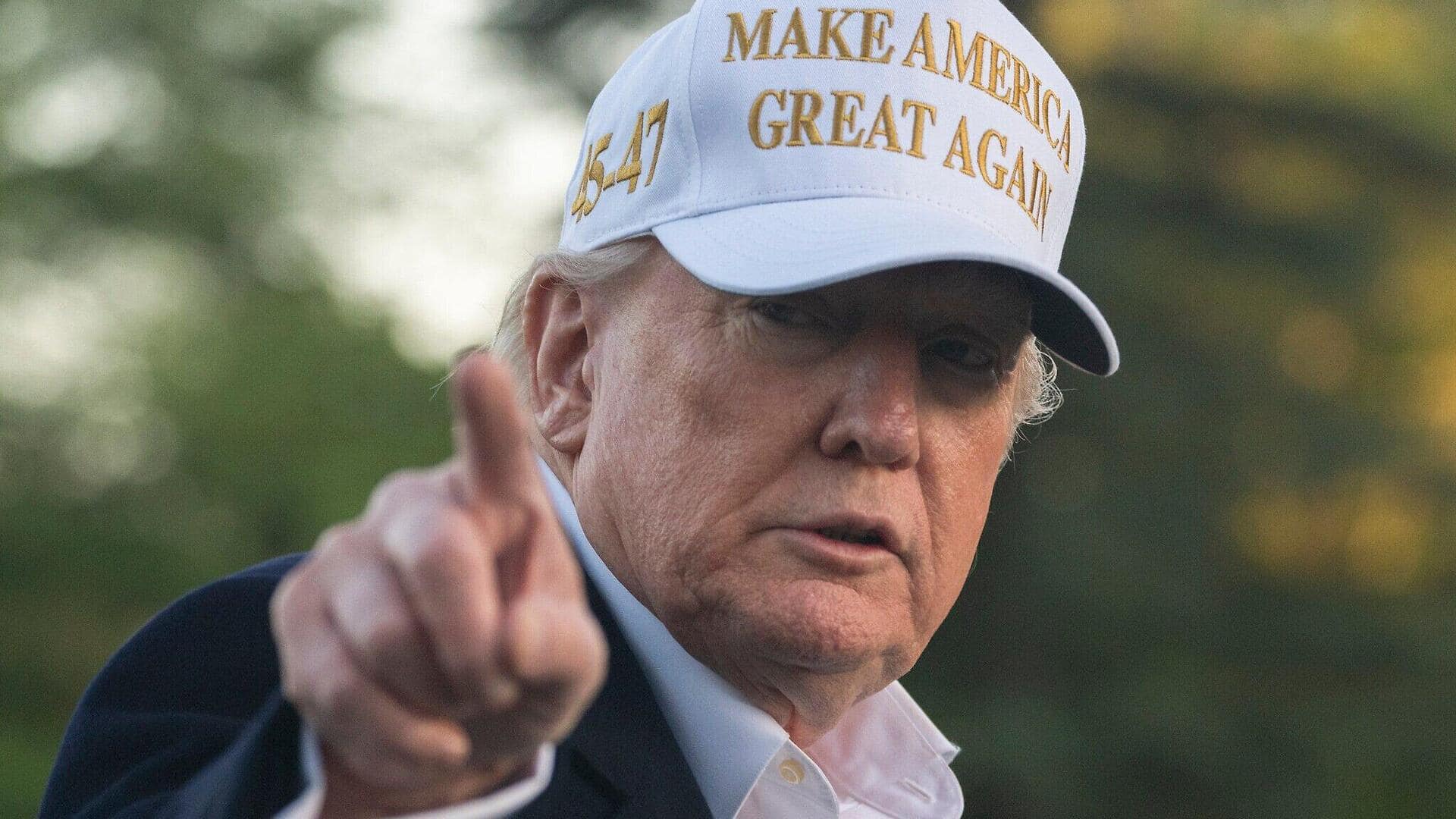 Trump losing ground in overseeing economy, poll finds Trump losing ground in overseeing economy, poll finds