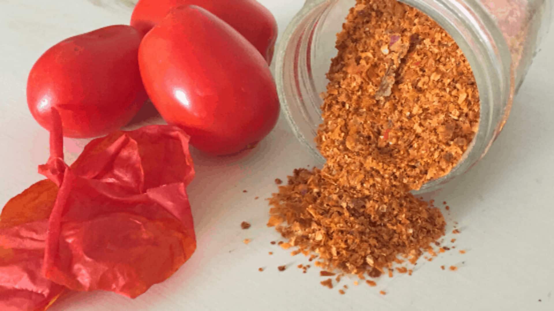 Tomato peel powder: A secret ingredient for flavorful dishes
