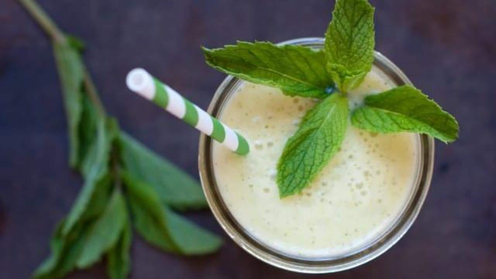 5-minute breakfasts: Pineapple and mint smoothie bowl 5-minute breakfasts: Pineapple and mint smoothie bowl