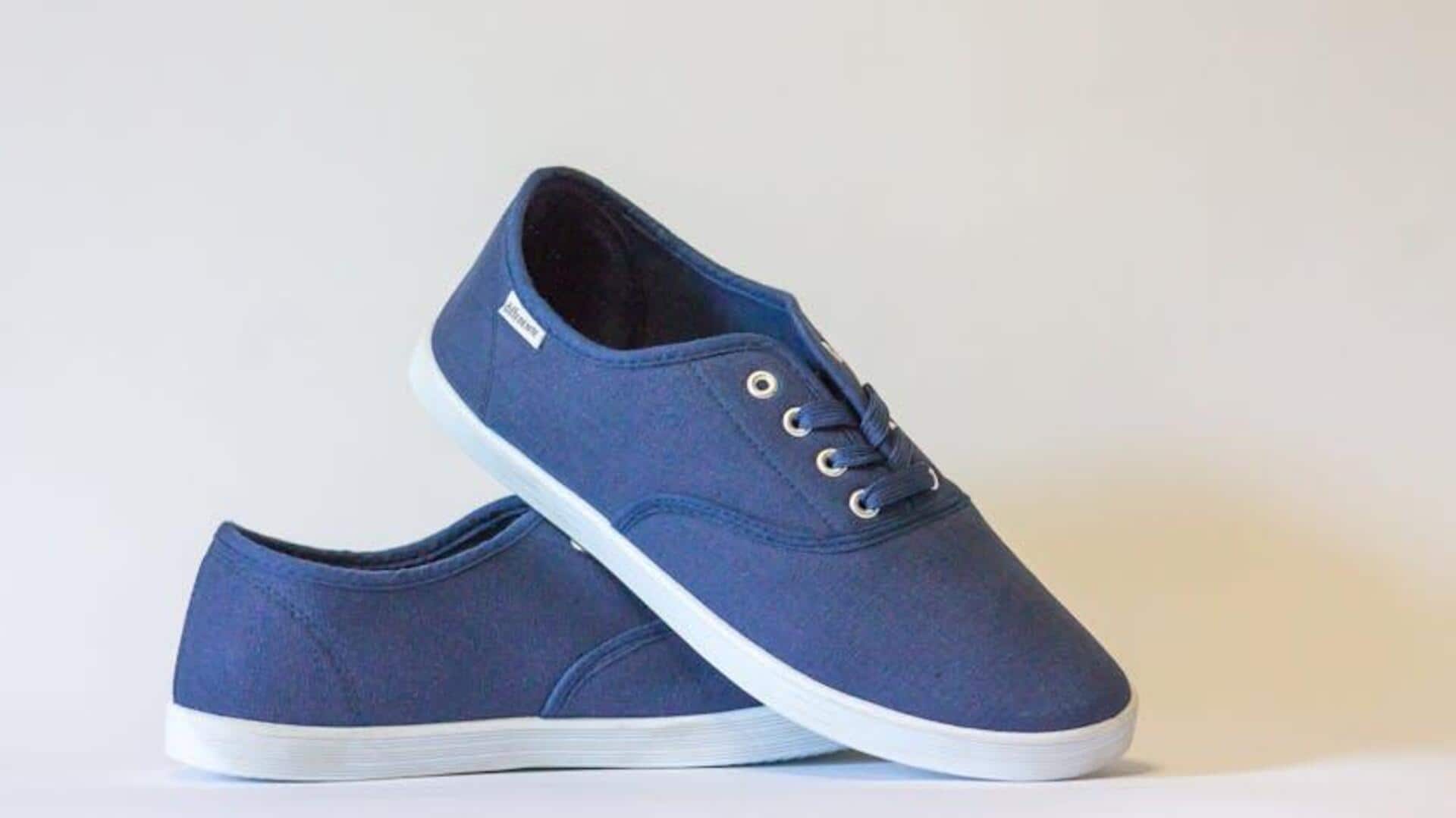 DIY makeover: Revamp your footwear with fabric scraps DIY makeover: Revamp your footwear with fabric scraps