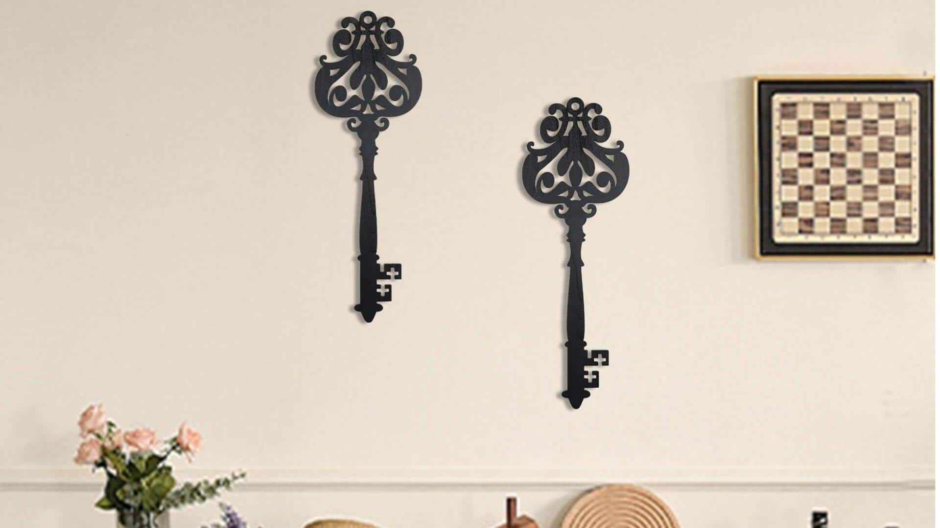 Vintage keys as wall art? Yes, you read it right!