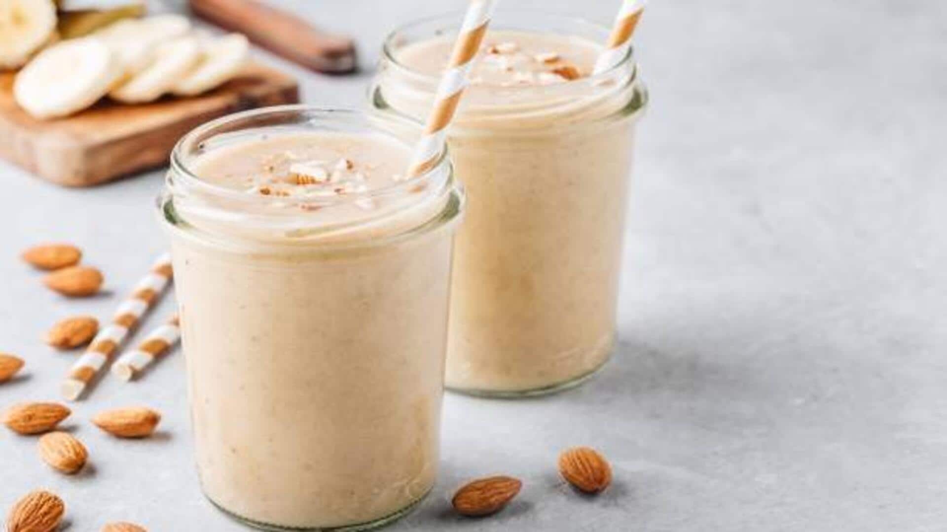 This quinoa almond smoothie is all you need!